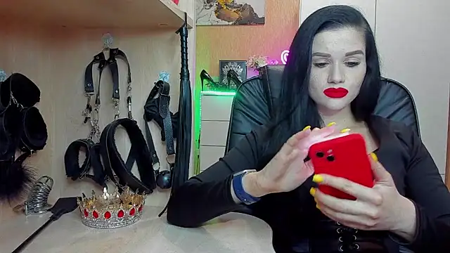 KristiTopxx online show from October 25, 5:51 pm