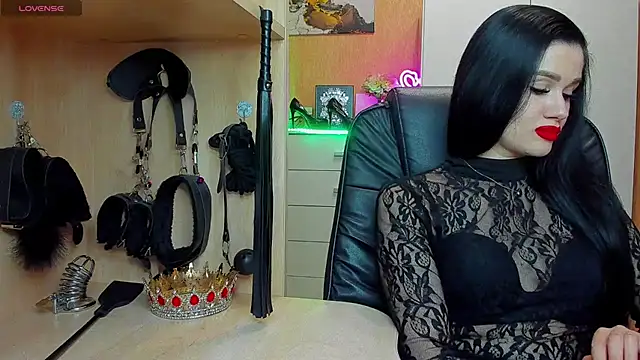 KristiTopxx online show from June 5, 7:19 pm