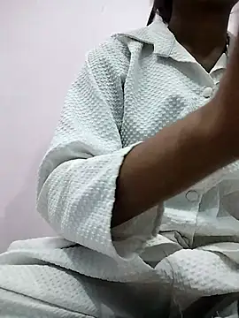 Karishma 88 online show from March 25, 5:46 am