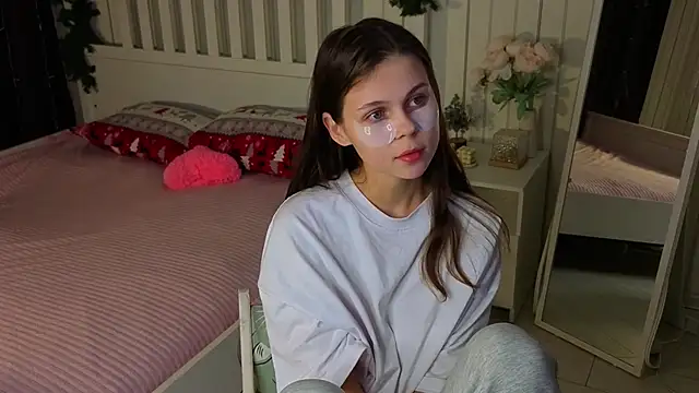 EarthaLevra online show from March 20, 6:13 pm