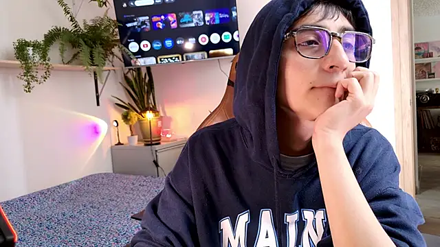 Sr evann online show from June 3, 2:08 pm