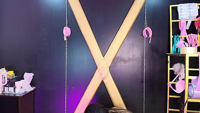 Snapshot of Morgana_N_Aithana chatting on March 4, 10:43 am Morgana N Aithana online show from March 4, 10:43 am