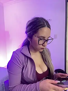 MANU EF online show from March 2, 1:18 pm