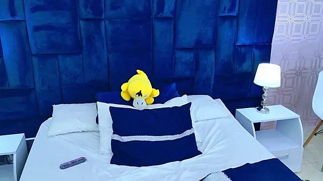 Cami Rousse online show from April 15, 12:23 pm