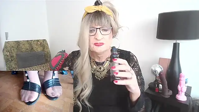 sophyTV online show from April 5, 10:34 am