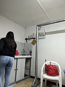 MaskedLatinaX online show from April 2, 4:59 pm