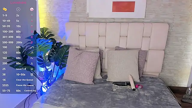 Snapshot of cloe_spencer_ chatting on February 25, 7:34 pm cloe spencer online show from February 25, 7:34 pm