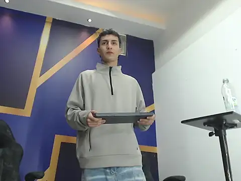 Snapshot of angel_boy_xxx chatting on February 28, 4:13 am angel boy xxx online show from February 28, 4:13 am