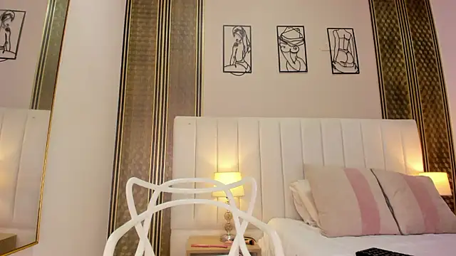 sheila x online show from March 6, 6:37 pm