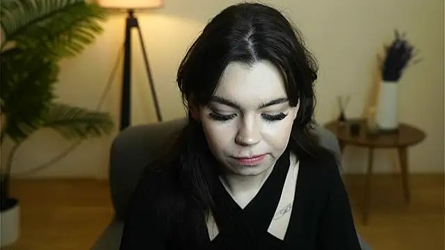 PerlaTurro online show from February 24, 10:24 am