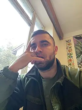 Snapshot of VANYA1997 chatting on March 4, 7:14 am VANYA1997 online show from March 4, 7:14 am