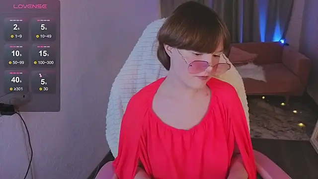  DreamLuna1  online show from April 5, 1:52 pm