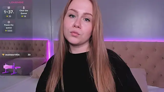stacy moorex online show from May 29, 8:40 pm