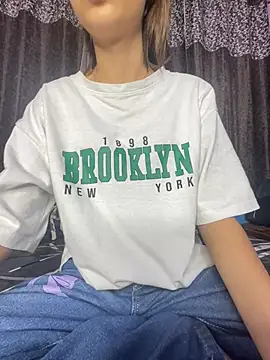 sexy liciy online show from March 1, 7:43 am