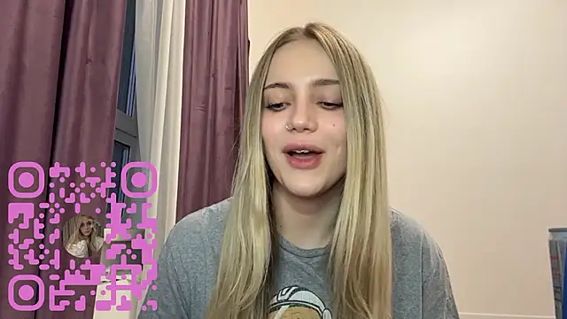 Snapshot of DebiCoppolino chatting on February 25, 3:10 pm DebiCoppolino online show from February 25, 3:10 pm