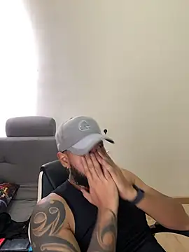 DavyWalker online show from March 6, 1:40 pm