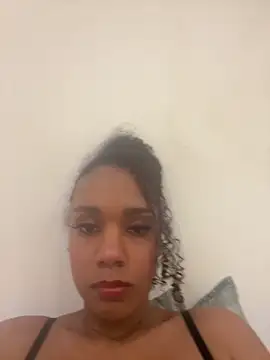 Snapshot of tokishaaa10 chatting on February 25, 1:48 am tokishaaa10 online show from February 25, 1:48 am