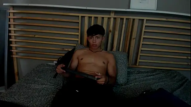 clark ken01 online show from April 20, 9:38 pm