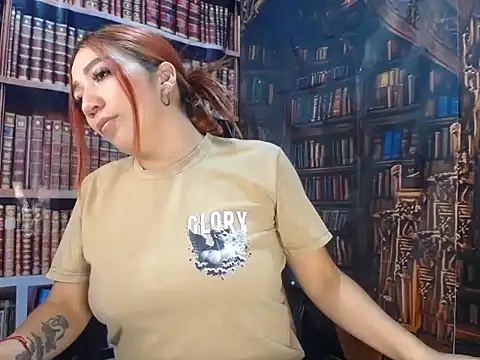 SerenaFoxx  online show from March 3, 3:34 am