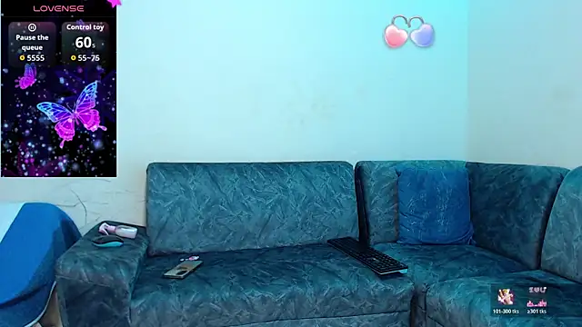 dulce petite69 online show from April 18, 5:22 am