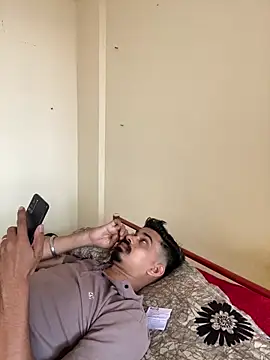 LOVELUST02 online show from April 1, 9:21 am