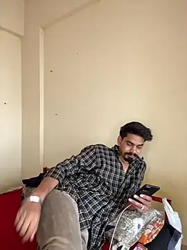 LOVELUST02 online show from April 19, 9:19 am