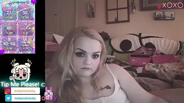 Snapshot of DaddysLakieBaby chatting on February 25, 2:05 pm DaddysLakieBaby online show from February 25, 2:05 pm