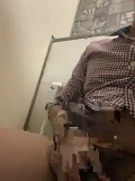 Snapshot of being_dick69 chatting on March 4, 10:21 am being dick69 online show from March 4, 10:21 am