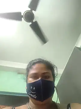 Snapshot of diyadiyanathna chatting on February 25, 4:05 pm diyadiyanathna online show from February 25, 4:05 pm