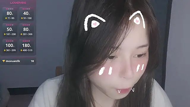 Snapshot of F-Yihao chatting on March 4, 11:38 am F-Yihao online show from March 4, 11:38 am