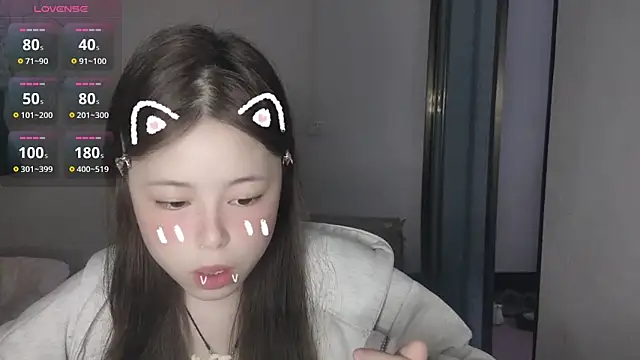 F-Yihao online show from April 9, 9:47 am