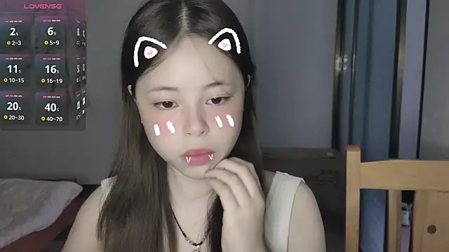 F-Yihao online show from April 17, 8:39 am