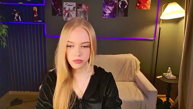 Snapshot of Dear_Tessa chatting on February 27, 12:38 pm Dear Tessa online show from February 27, 12:38 pm