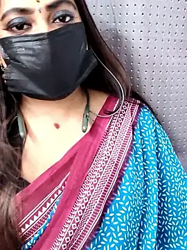 Cutie Nila online show from April 11, 7:45 am