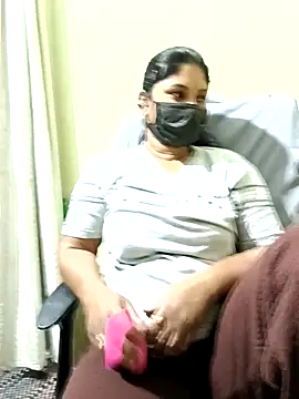 sexyladdupilla online show from March 17, 11:35 am