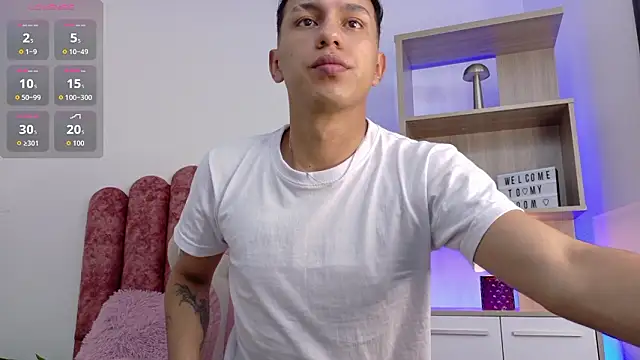 Snapshot of Zonxx_x1_ chatting on March 4, 3:01 am Zonxx x1 online show from March 4, 3:01 am