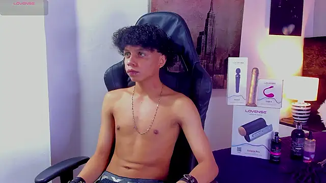 Taylor Black 01 online show from February 25, 11:47 pm