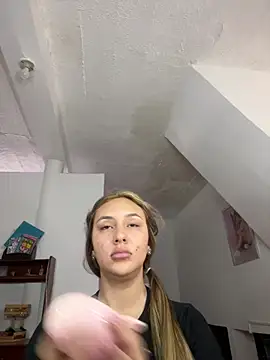 SamanthaVega  online show from March 19, 4:55 pm