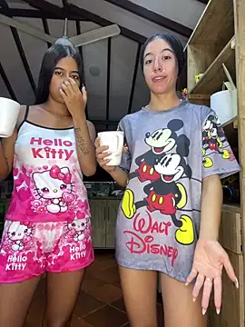 SAMY AND ARI online show from April 8, 10:15 am