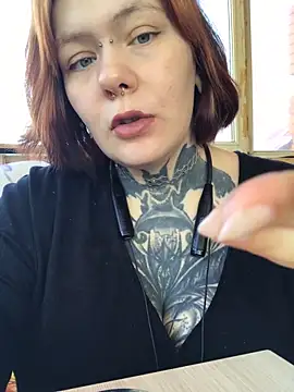 Qwerty Ann online show from February 26, 7:51 am