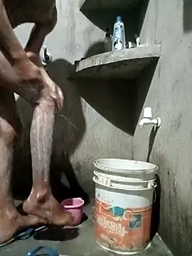 Snapshot of CoralN chatting on February 27, 1:11 pm CoralN online show from February 27, 1:11 pm