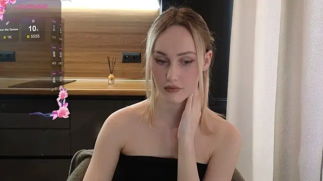 Bella Villen online show from April 5, 10:12 am