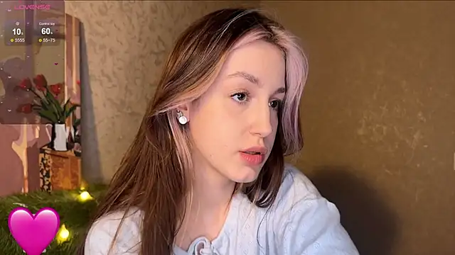 Snapshot of caramel_55 chatting on March 4, 7:42 pm caramel 55 online show from March 4, 7:42 pm