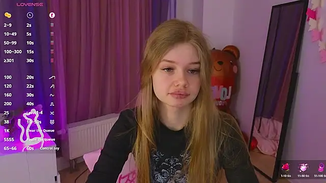 belrinaa online show from March 30, 8:32 pm