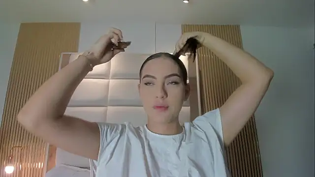 Snapshot of Megaan_Rousee chatting on March 4, 11:27 am Megaan Rousee online show from March 4, 11:27 am