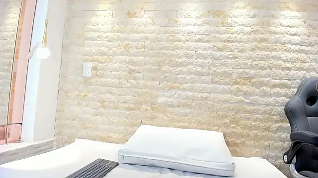 anny scotte online show from March 2, 6:59 pm