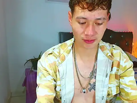  Santi2 online show from March 26, 7:19 pm