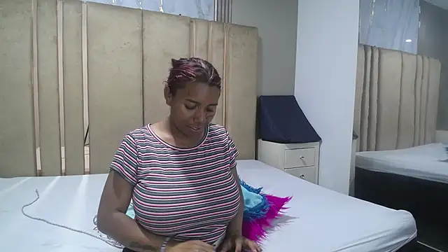 vanessarodriguez69 online show from June 5, 8:14 pm