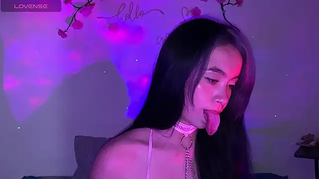 sweet molly420 online show from May 15, 10:50 pm