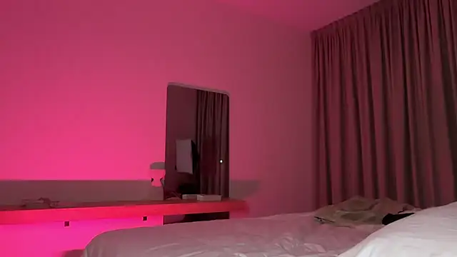 xo madeline online show from May 7, 2:06 am